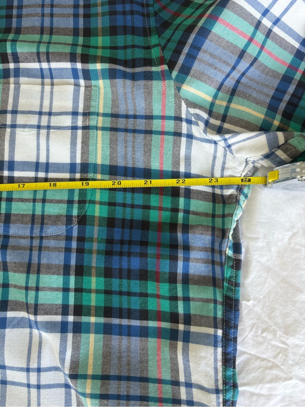 J.Crew Men's Broken-In Organic Cotton Oxford Shirt Plaid Size XL - Like New - Picture 7 of 10